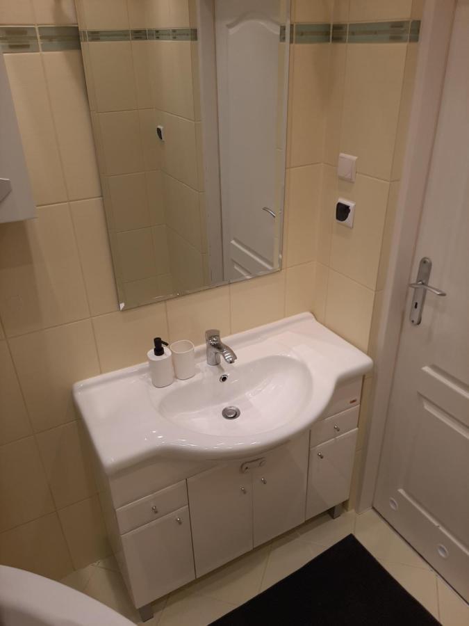 בולסלאביש Apartament Bella מראה חיצוני תמונה